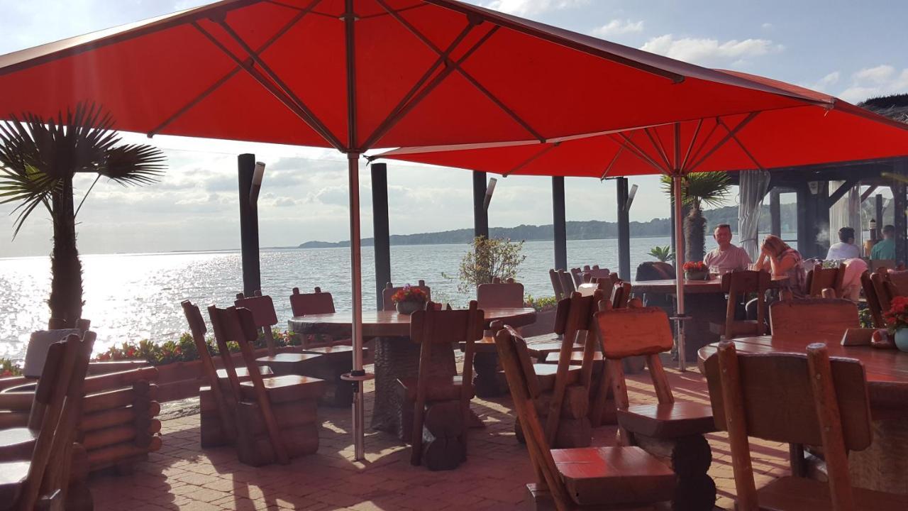 Appartement "Opal" Mit Penthouseflair - Oase Am Haff Garz  外观 照片
